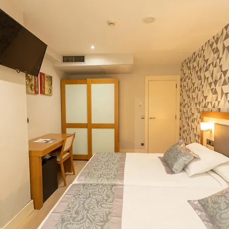 Hotel Montedobra Torrelavega