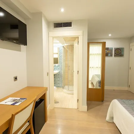 Montedobra فندق 3*