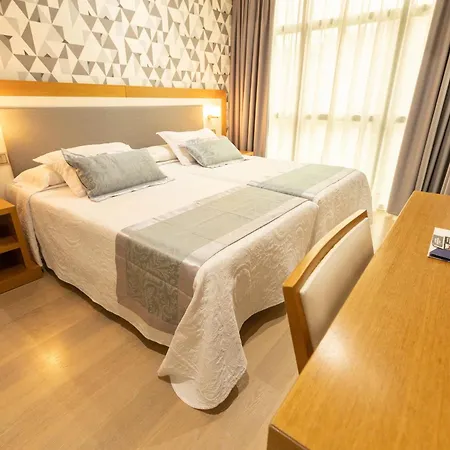 Montedobra 3* توريلافيجا