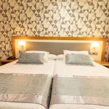 فندق Montedobra 3*