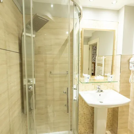 Montedobra Hotel 3*