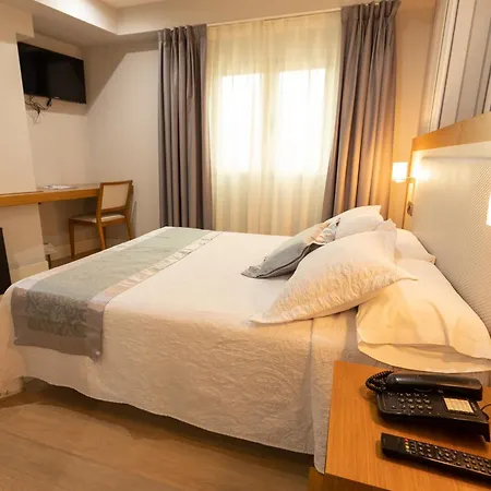 Hotel Montedobra Torrelavega