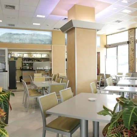 Hotel Montedobra Torrelavega