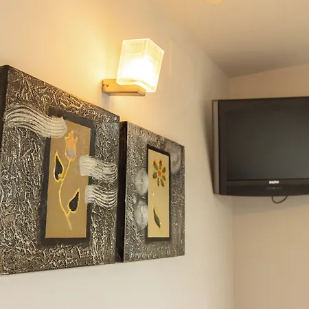 فندق Montedobra 3*